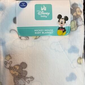 Disney Mickey Mouse Baby Blanker Super Soft NWT